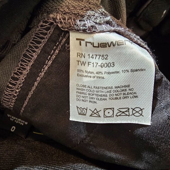 Truewerk Size 0 - Cargo Pants Deep Gray - WerkPants - NWT - 24.5x31 - Picture 8 of 9